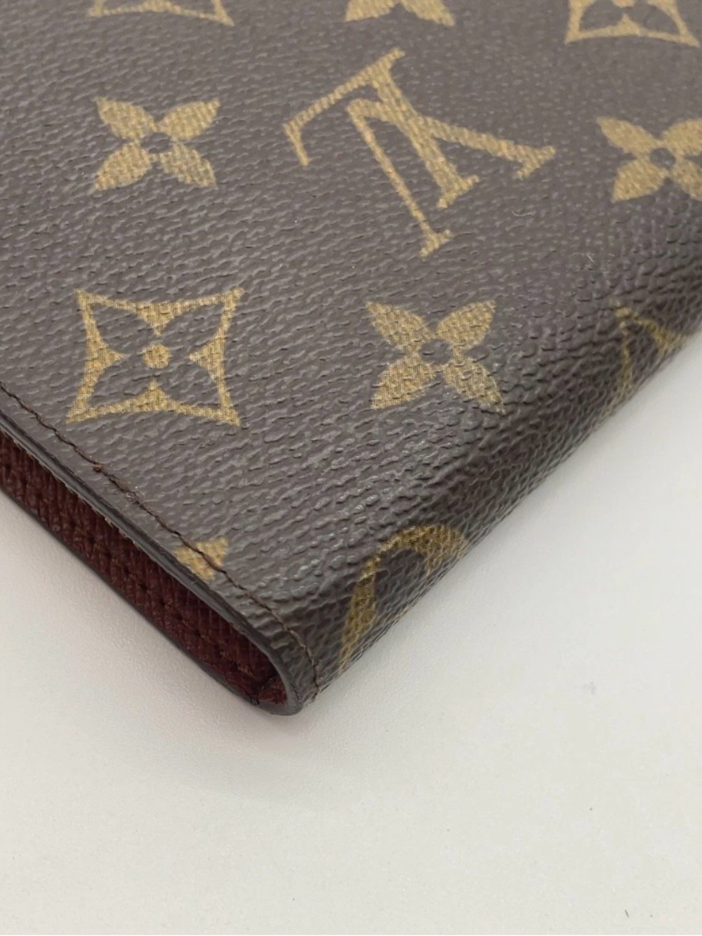 Auth Louis Vuitton Monogram
Portemonnaie Zippy Wallet - Picture 7 of 16